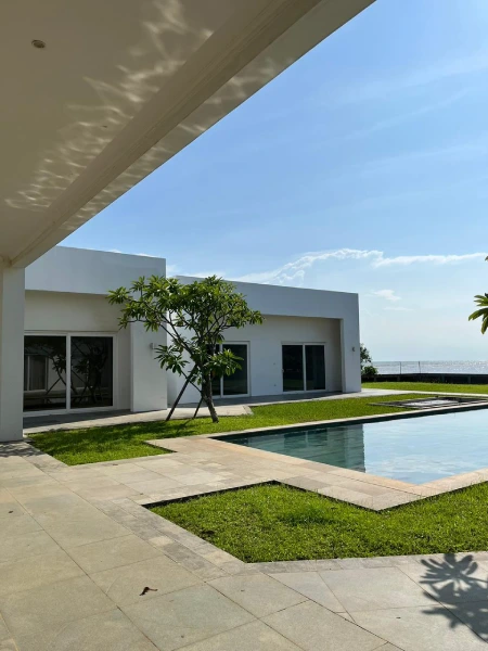 Privat Vila di semat 3000m2 – +